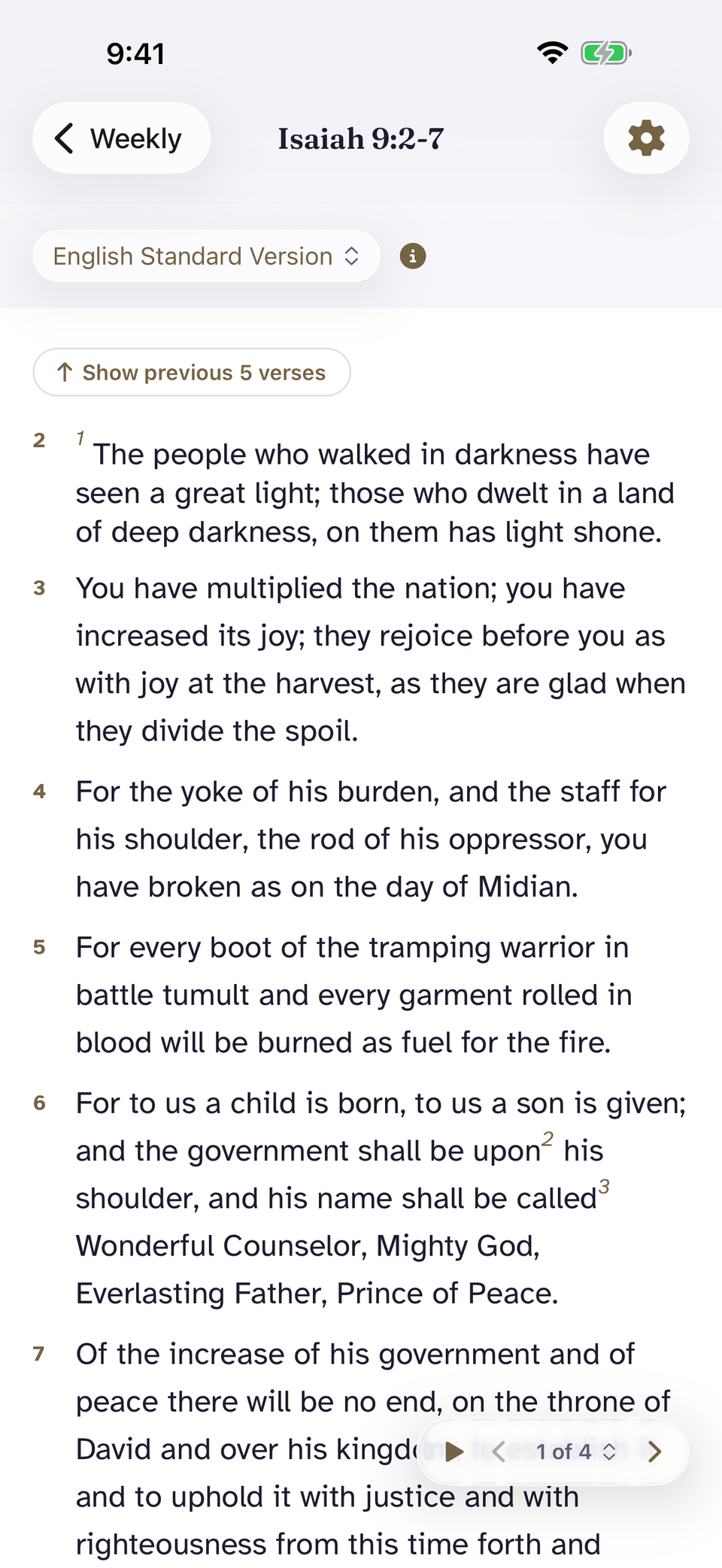 A full scripture passage from Luke in the app’s reading view.